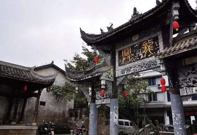 营救森林中的夫妇